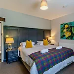 2 Bed In Richmond Oc-g0139 Holiday home *
