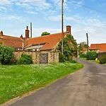 Holiday home 2 Bed In Richmond Oc-g0139 Moulton (North Yorkshire)